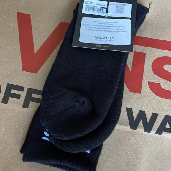 VANS “Off The Wall” Men’s socks - Picture 3 of 10